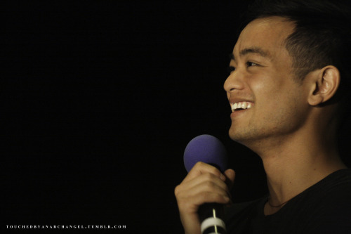 touchedbyanarchangel: And here are some Pictures of Osric Chau (VanCon 2014) picture by me. Please d