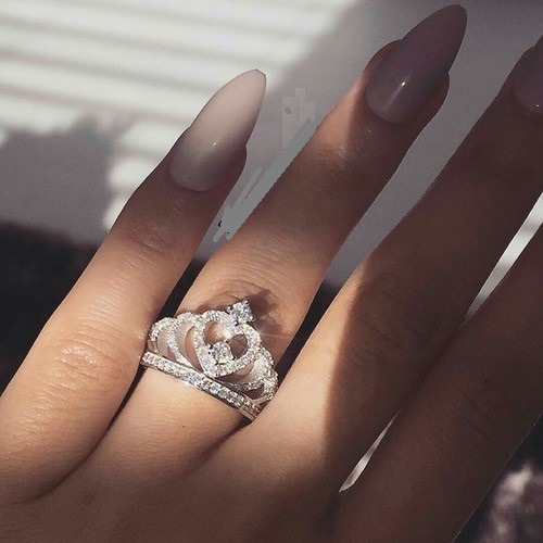 corind:  GET HERE THE CROWN RINGWORLDWIDE SHIPPING