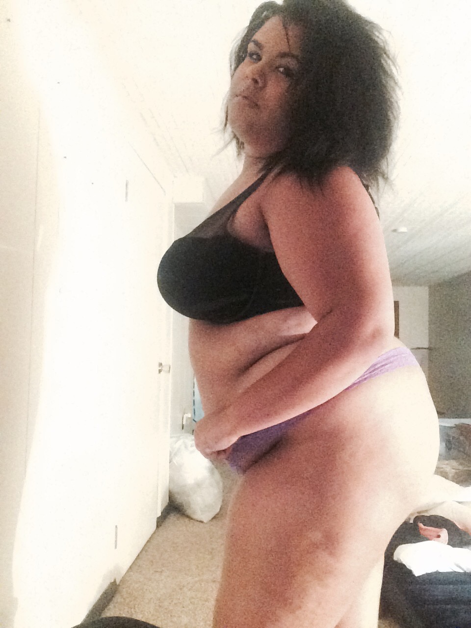 chubby-bunnies:  Morgon//19//size US 22 I get so many more compliments on my confidence