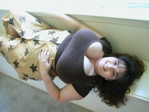 sexyhotfriends:sexyhotfriends.tumblr.com