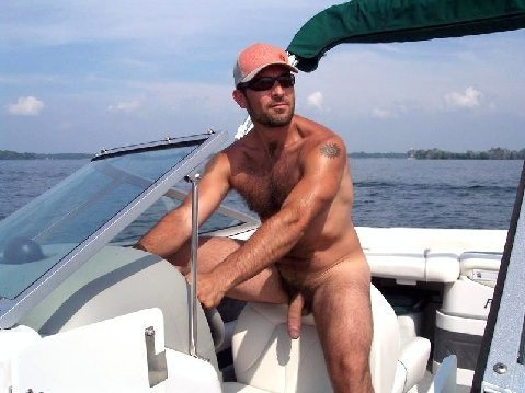 XXX Nude boat ride photo