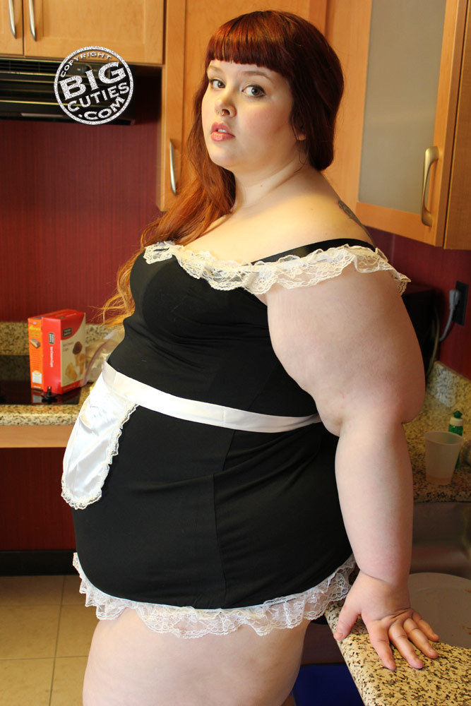 bcbeccabae:  would you like to peep the housekeeping? :pyou can over at http://www.beccabae.com/