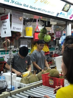 fuckyeahsgbois:  nanrensg:  sg-gay-boys:  Major Crush on the local hunky Durian seller 😍😍😍 imagine those defined pecs and arms embracing you💪🏻😛 Hopefully his hands are as skilled when he’s in bed 💜  I also want to nibble at his