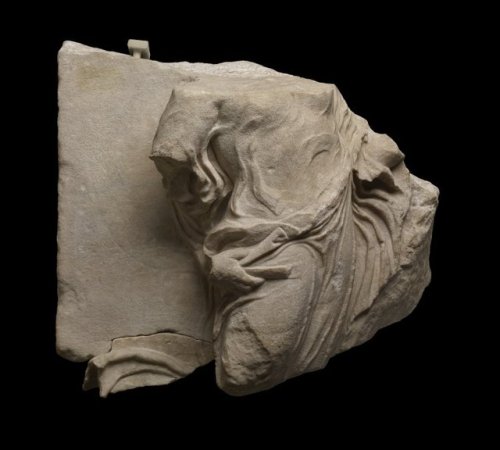 didoofcarthage:Fragments of marble metopes depicting women in chitons from the Temple of A