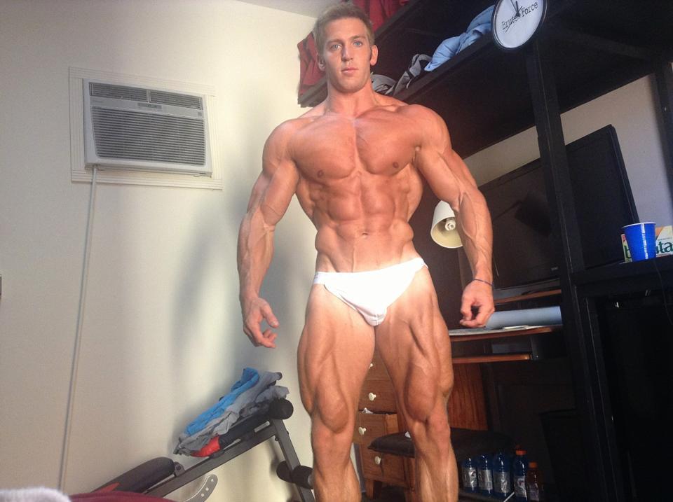 jezebelsboys:  Adam Charlton. Major hottie. 