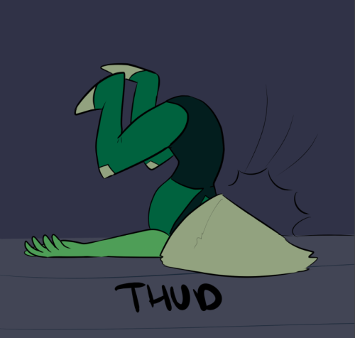 atomictiki:  peridotspacegem:  “This visor’s probably saved my life more times than I can count. Only smart gems protect their gem”  lol   I need to protect her! > .<