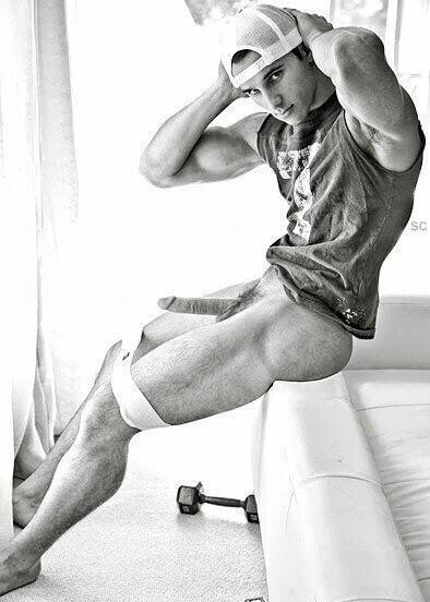 yourboyfriendsfeet:  http://yourboyfriendsfeet.tumblr.com/