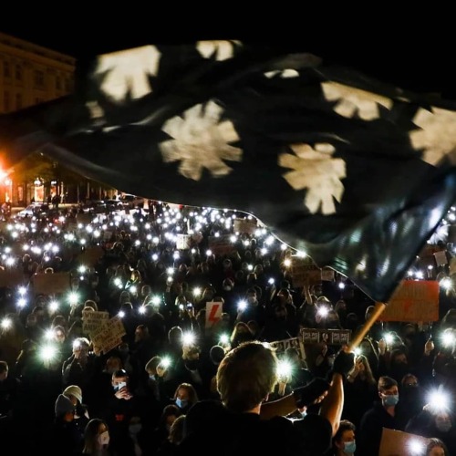 lordendsavior:Ninth day of anti -government protests in Poland over abortion law | 30.10.2020(via gazeta_wyborcza)