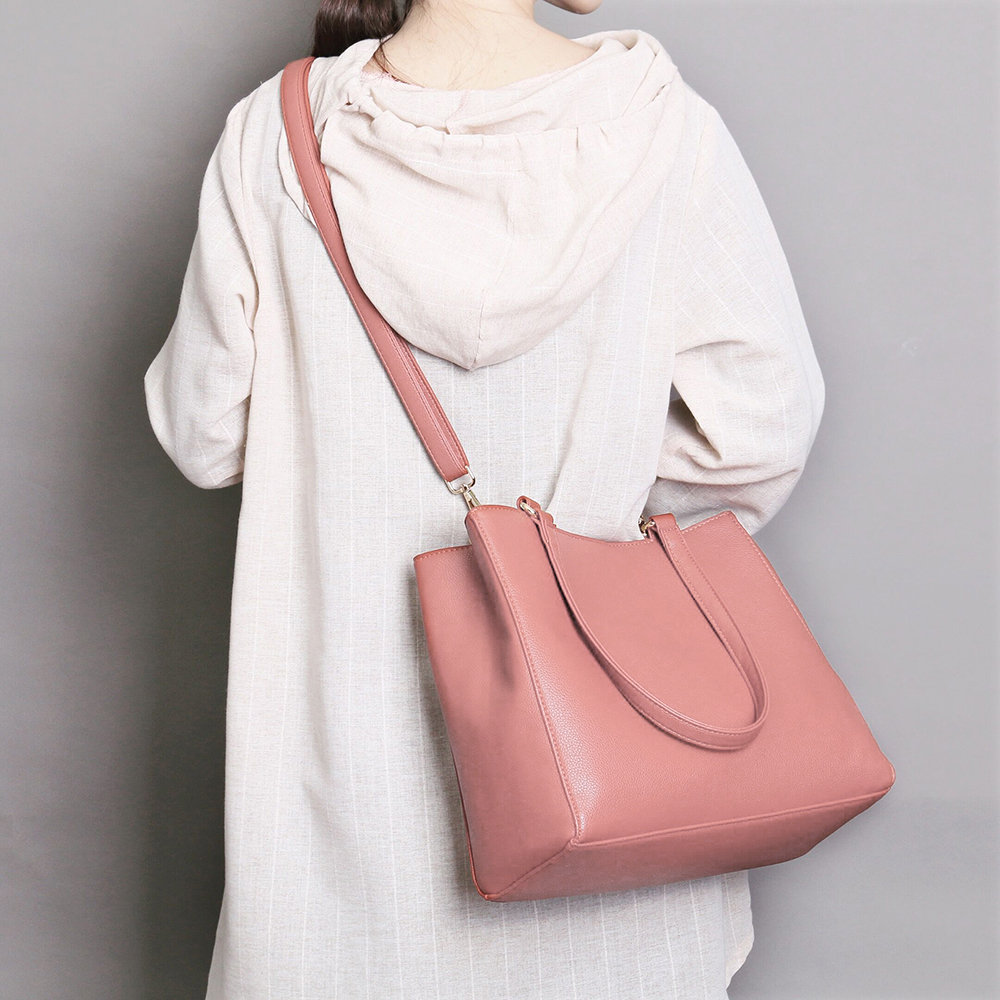 bloodbound666:  My Girlfriend Recommend An Amazing Bag To Me……Last week my girlfriend