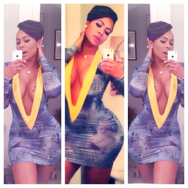 bombshellbootys:  Deelishis  DAMN, DEELISHIS:)