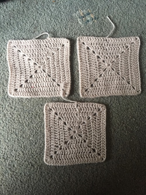 Potential solutions to the spiralling granny square problem (forgive the clumsy middle-of-the-row jo