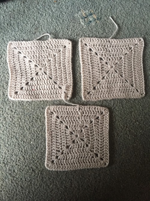 Potential Solutions To The Spiralling Granny Square Problem (forgive The Clumsy Middle-of-the-row Joins,