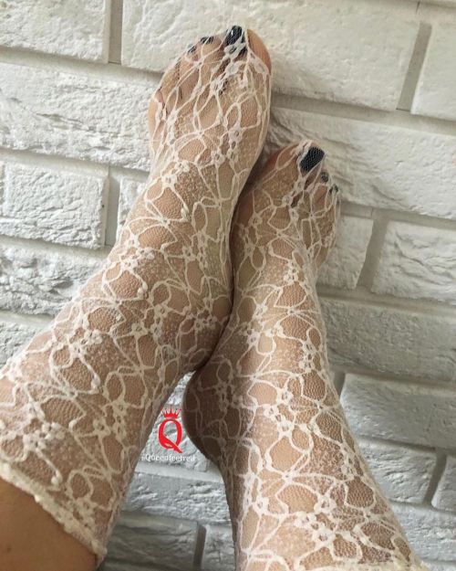 Cream Mesh Socks Grab yours now  globaltrendz.ca/collections/women-mesh-socks/products/cream