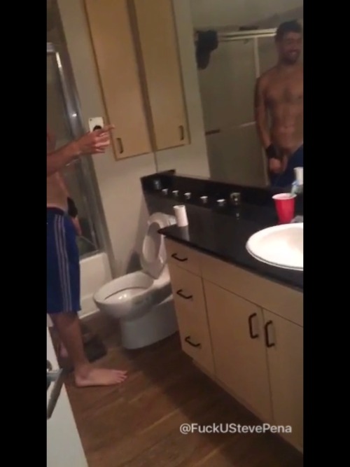 fuckustevepena:  He’s NAKED! YouTube Star Joey Salad pisses on his bro.