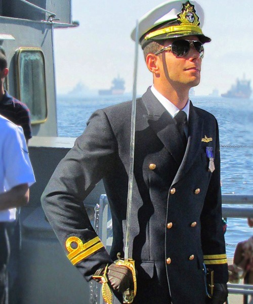 Hot Italian Navy re-post from this Blog’s archives 
