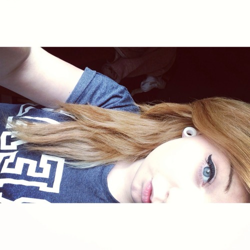 fxrestfairy:  gay 