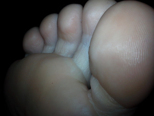 Perfect soft little toes