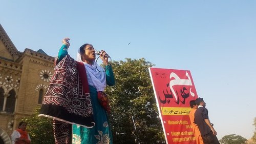 dotsandpoints: Aurat March 2018.  Karachi, Pakistan. 