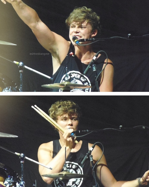 ashtonbangme-deactivated2015081:x