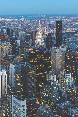 visualechoess:  NYC - by: Barry Hee