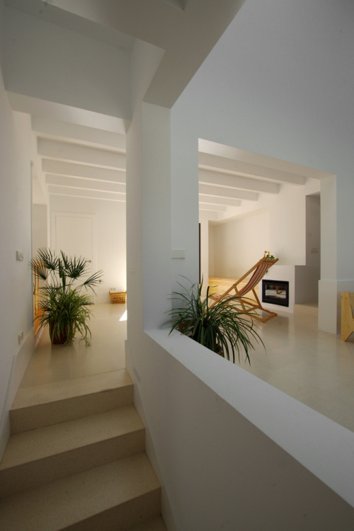 Jordi and África’s Home / TEd’A arquitectes / Montuïri, Mallorca, 2015