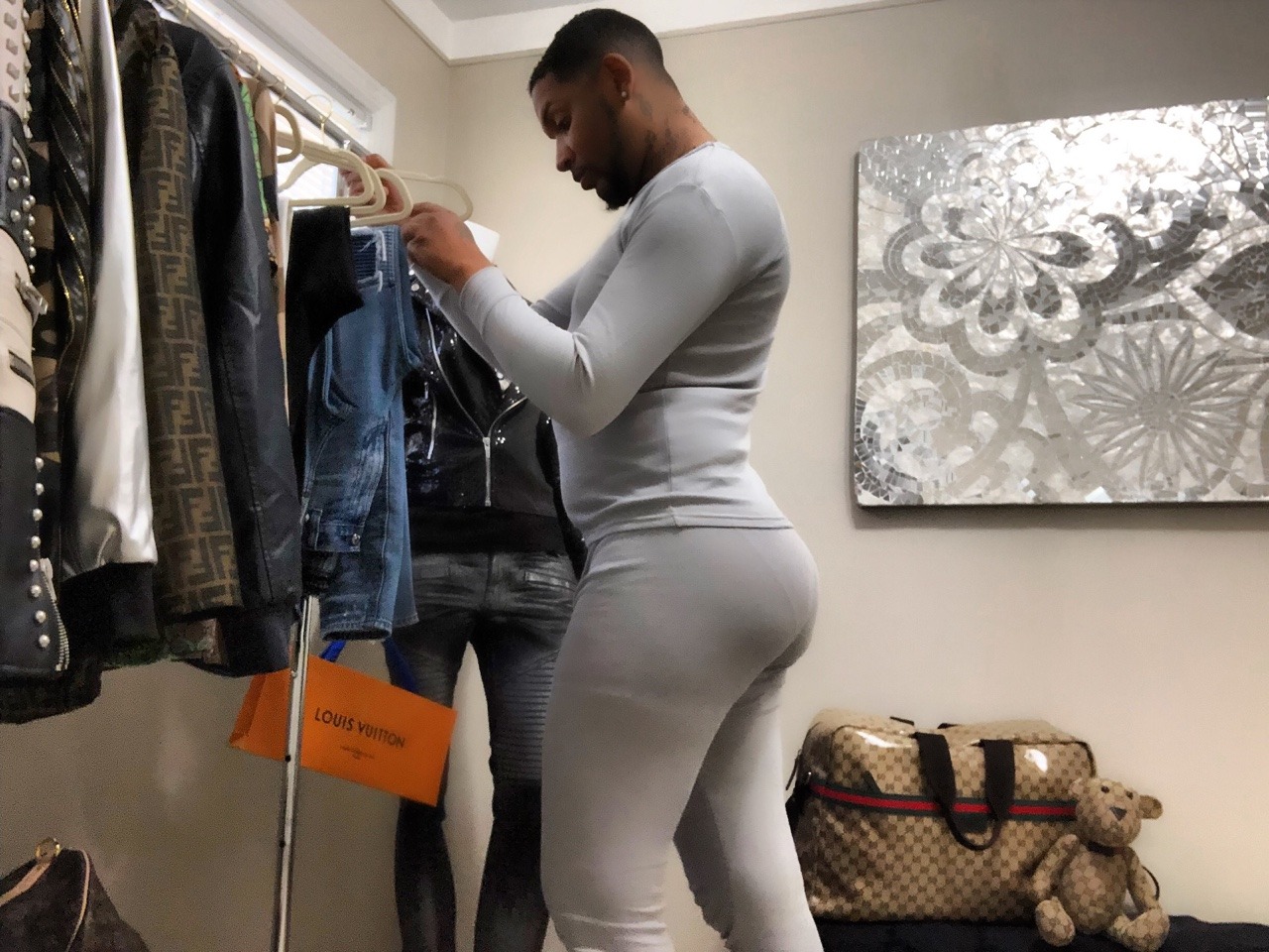 donjulioblanco:  Organizing my new fits in my personal dressing room 
