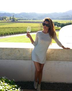 Gorgeous day today 🌞🍷💕 by charmanestar