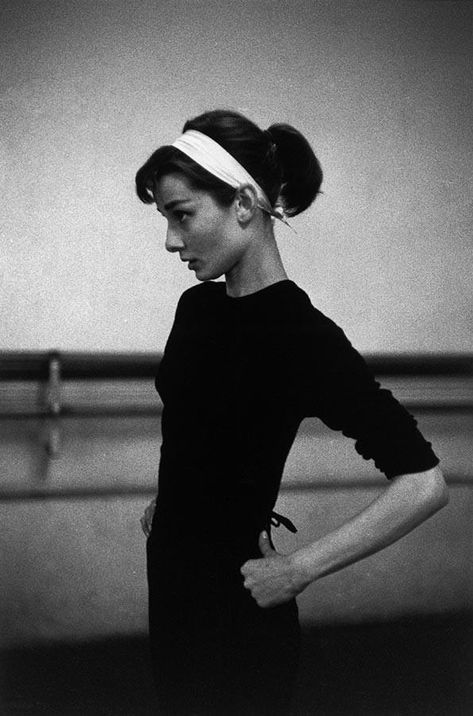 rapture-and-bliss: Audrey Hepburn [posted by rapture &amp; bliss] 
