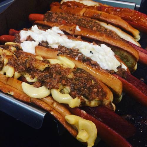 OPEN FOR LUNCH#hotdogsandmac 970 State St. New Haven OPEN 11AM-8PM! WE DELIVER! CALL 203.789.2244 #h