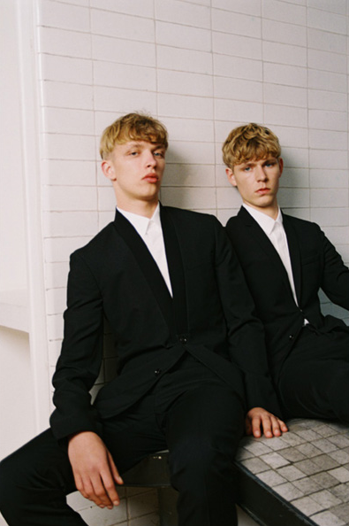 mientus-com:  Simon Fitskie + Valters Medenis in DIOR for Dust Magazine