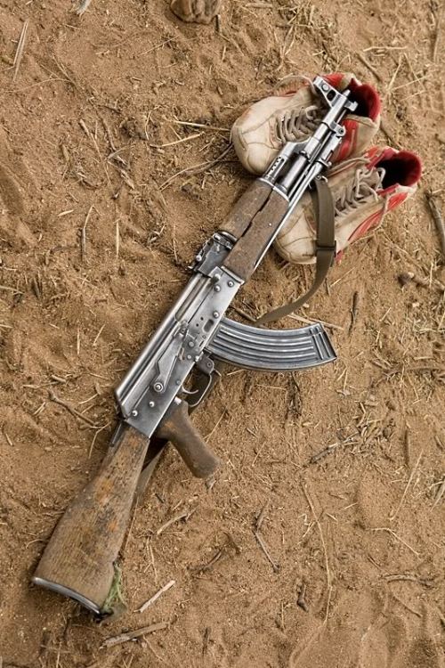 gunrunnerhell:Bare metal…A Chinese Type-56 in Sudan. The finish is mostly worn down to the point of 