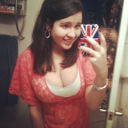 incestqueen:dad did his best. he raised me to be a good girl, but all i ever really wanted to be was