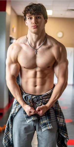 muscleeater: young egotistical king porn pictures