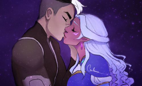 celestialcass:✧* houston, we have kisses*✧
