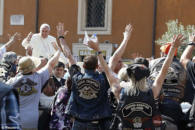 ch-ch-chianti:  Pope Francis is People Of The Year by LEADING GAY RIGHTS magazine, The