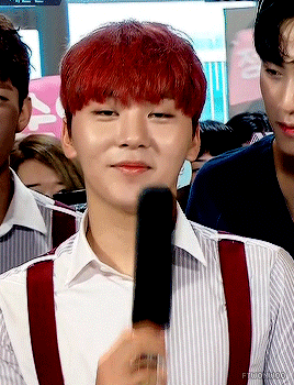ftwonwoo:  suddenly red is my new favorite color…