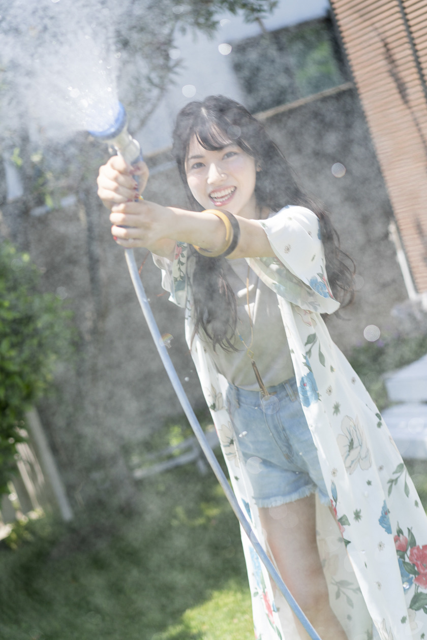 gazouno-chozouha-jubunka:  石原夏織　ishihara kaori2019.07.16【まぶしい】家族旅行、花火大会、自由研究…