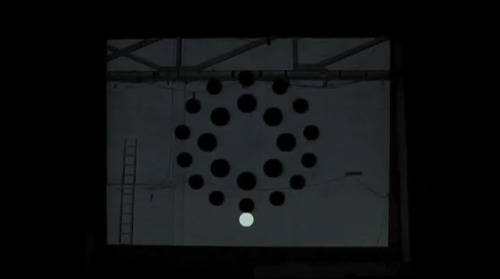 LIVE LIGHT PROJECTION FOR SIMIAN MOBILE DISCO - SYNTHESISE (2009)MAKING-OF VIDEO
