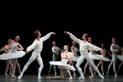 other male dancers in white tights