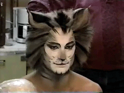 vampireapologist-archive-deacti:foxbap:vampireapologist-archive-deacti:vampireapologist-archive-deacti:Ppl r always like “wah wah we HAVE to use mediocre CGI bc makeup and practicla effects is ice consuming and unrealistic for closeups”& Jurassic