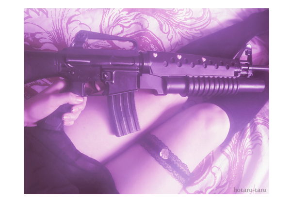 bloodyqueefs:  Today I had a fantasy that I had a gun.I would purposely get myself