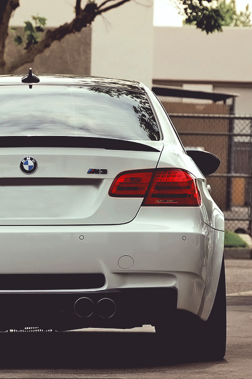 wormatronic:  Alpine White E92 M3 | More 