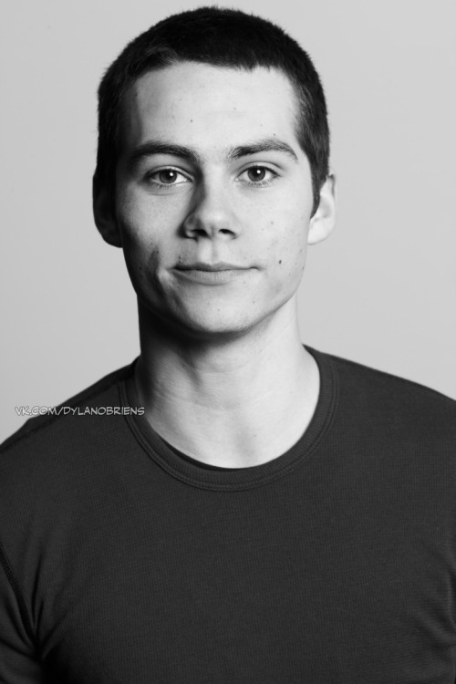 onlydylanobrien:New / OldDylan O'Brien being photographed  during the Sundance Film Festival in