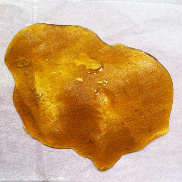 weedporndaily:  Happy #shatterday everyone !! 🔥💨by glassandgrass http://ift.tt/1qqehFN