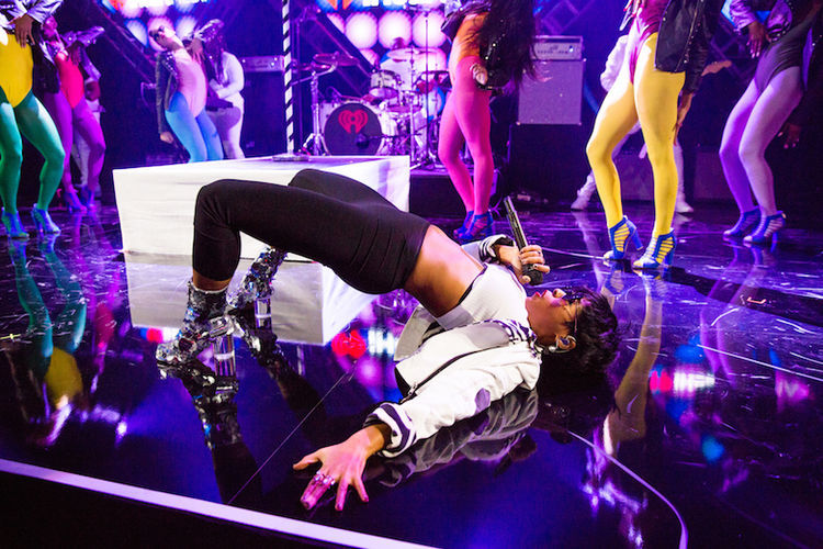 21stcenturybear:  monaedroid:  Janelle Monáe  📷 Katherine Tyler    She is a
