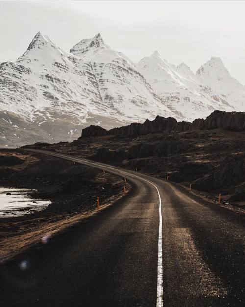 upknorth:  In the north.            #getoutdoors #upknorth Spend some time on open roads in Iceland. Awesome shot by @muenchmax  (at Djúpivogur, Sudur-Mulasysla, Iceland) 