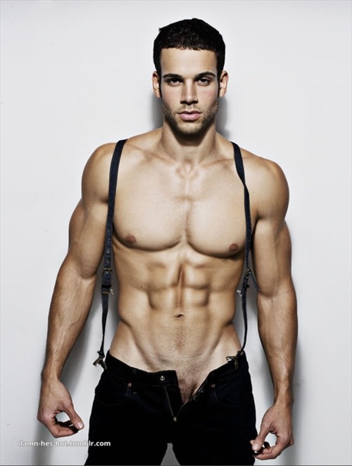 damn, he's hot!