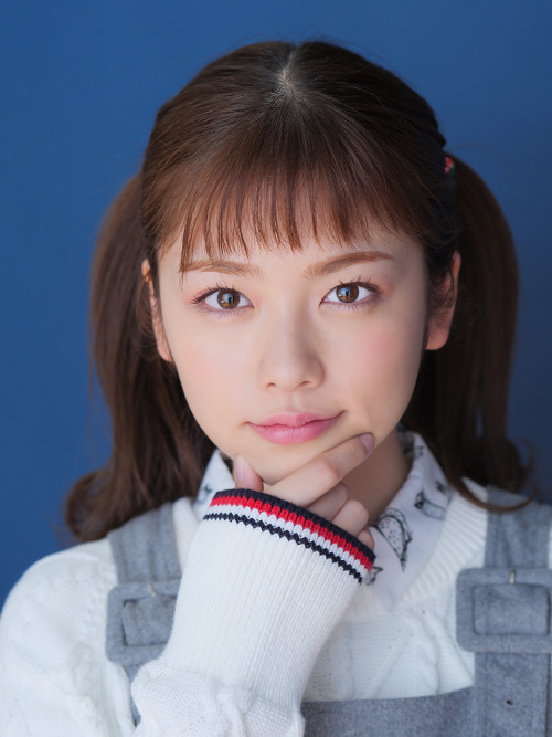 sakamichiclips: PICK UP ACTRESS 小芝風花 [2020.04]