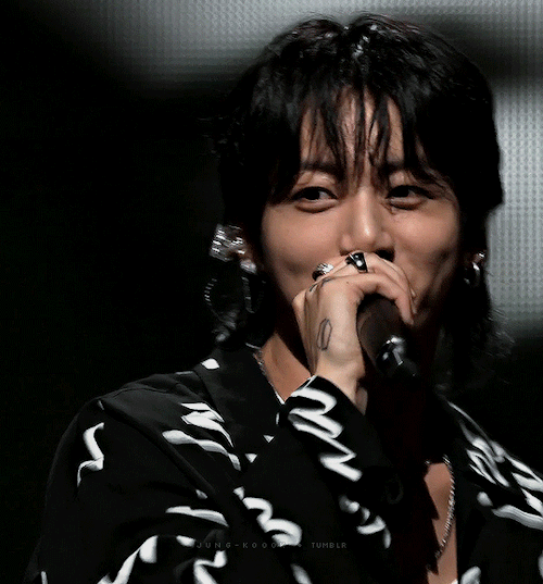 He Became More Stunning Day By Day (cr. @taee)