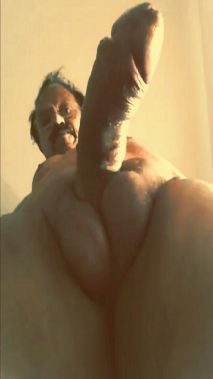 olderlover7880:  karin9999:  From India. Looking for under 30y  Please share number